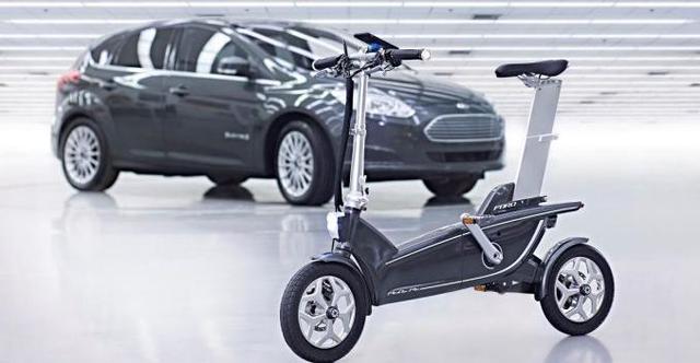 The bikes, which can be folded into Ford vehicles, get a 200-watt motor with 9-amp-hour battery that provides electric pedal assist for speeds of up to 25Km/h, and also offer technology like a rear-facing ultrasonic sensor.