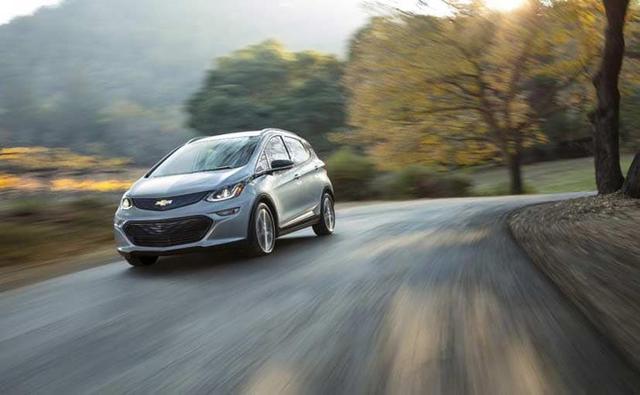 Chevrolet first showcased the Bolt EV as a concept at the 2015 NAIAS Motor Show and then said that the car will make its way into production. The company has now taken the wraps off the car and has also said that it will enter production later this year.
