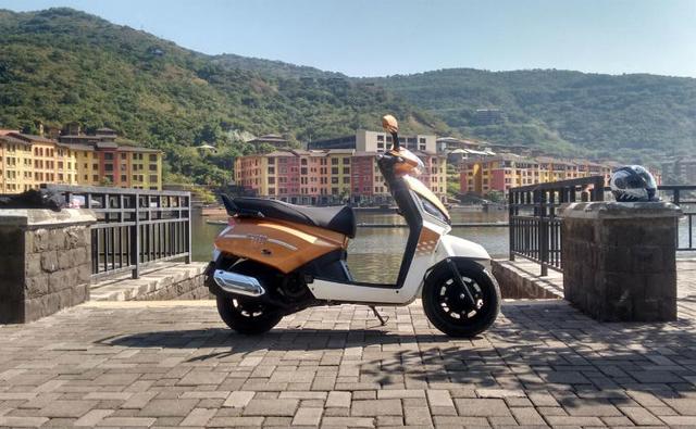 The Mahindra Gusto 125 is largely identical in looks to the current Gusto, but gets a larger capacity 125cc engine. The scooter will be launched after the Auto Expo 2016, sometime in mid-February.
