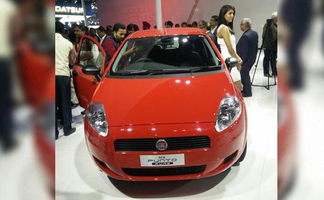 Fiat India has launched Punto Pure at the 2016 Auto Expo with prices starting at Rs. 4.49 lakh for the petrol and Rs. 5.59 lakh.