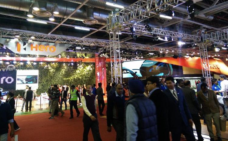 The 2016 Auto Expo witnessed a total of over 6 lakh visitors as the event came to a successful conclusion on Tuesday, with around 95,000 attending the final day.