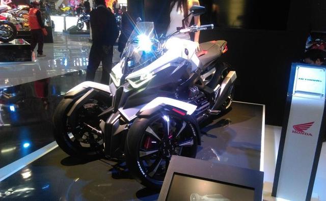 Honda has showcased the Neowing concept at the 2016 Auto Expo, a three-wheeled high performance motorcycle that grabs a lot of attention.
