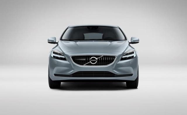 Volvo, today revealed the upcoming facelifts of its popular V40 range that includes the V40 luxury hatch and V40 Cross Country. The cars will feature Volvo's new design language and will make their public debut at the 2016 Geneva Motor Show.