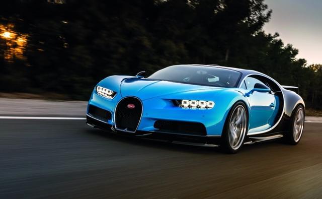 World's Fastest Car, Bugatti Chiron, Unveiled at Geneva Motor Show