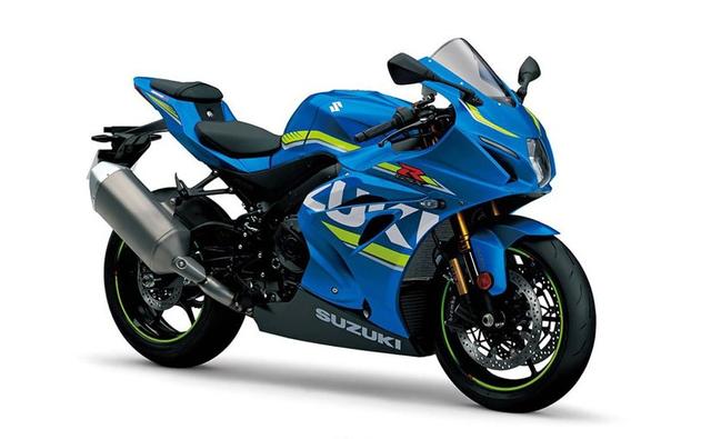 Suzuki Motorcycle India says that the 2017 GSX-R1000 will be launched in the country in the next quarter of 2017 (April-June), just weeks after the model goes on sale globally. The launch of the GSX-R1000R in India will follow about a month after the standard version goes on sale.