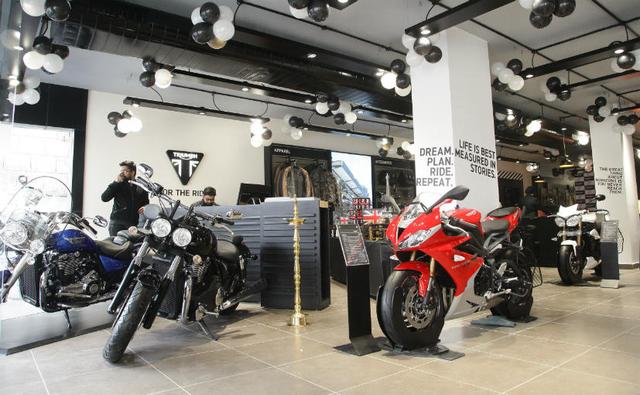 Triumph Motorcycles inaugurated a new dealership in Delhi, the second in the Capital, and described as the largest dealership in north India. With this dealership, Triumph has expanded its dealership network to 14 across India.