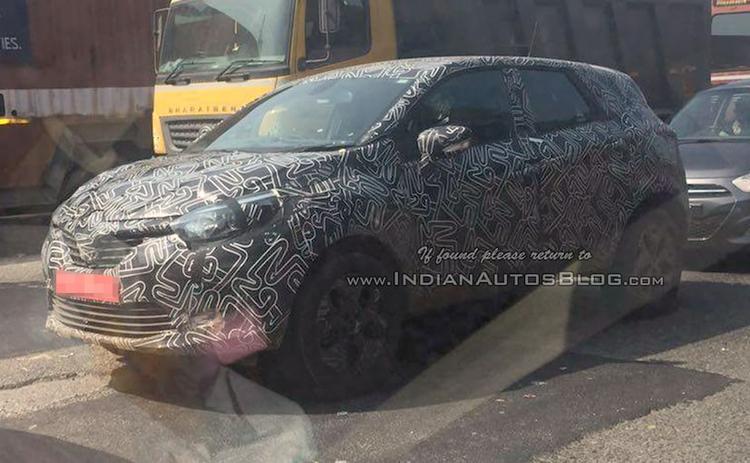 2017 Renault Kaptur SUV Caught Testing In India For The First Time