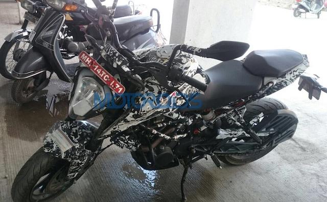 Camouflaged 2017 KTM 200 Duke Spotted Testing Ahead Of Launch