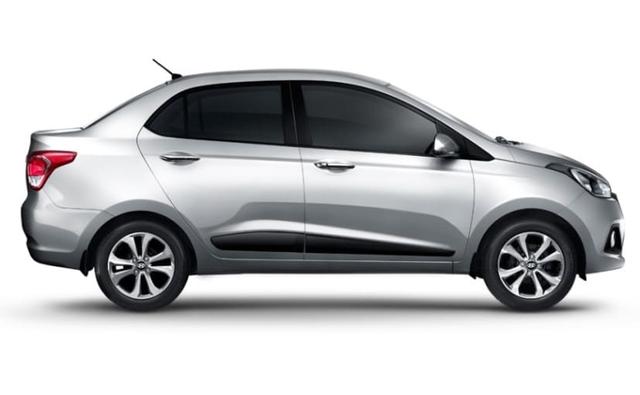 The 2017 Hyundai Xcent facelift has been launched in India today with a host of design and styling upgrades. The subcompact sedan also receives a slightly refreshed cabin with a handful of new features such as a touchscreen infotainment system with Android Auto and Apple CarPlay support.