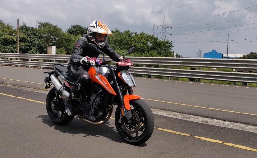 The middleweight naked from KTM certainly makes for an entertaining and engaging everyday ride, packing a level of performance that is instantly likeable, and surgical precision in handling.