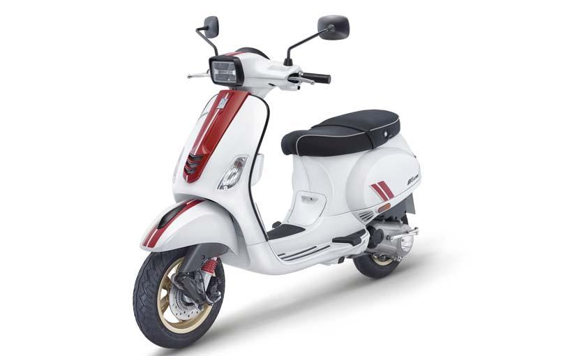 The Vespa Racing Sixties edition will be sold alongside the standard versions and come with an all-white paint job with red racing stripes and gold graphics, gold-finish five-spoke petal alloy wheels and a contoured seat, all of which is inspired from the Italian racing era of the 1960s.