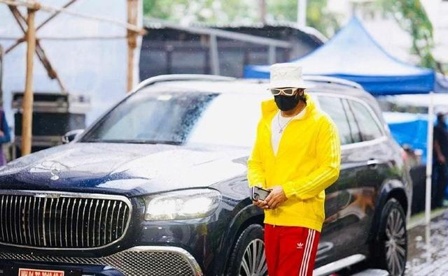 Having purchased the Lamborghini Urus performance SUV a few months ago, actor Ranveer Singh has now added the Mercedes-Maybach GLS 600 4MATIC to his garage.