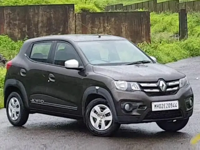 As far as safety equipment goes, the 2019 Kwid features Anti-Lock Braking System with Electronic Brakeforce Distribution (ABS with EBD), Driver airbag and Driver & Co Driver Seat belt reminder, speed alert; all of which are standard across variants.