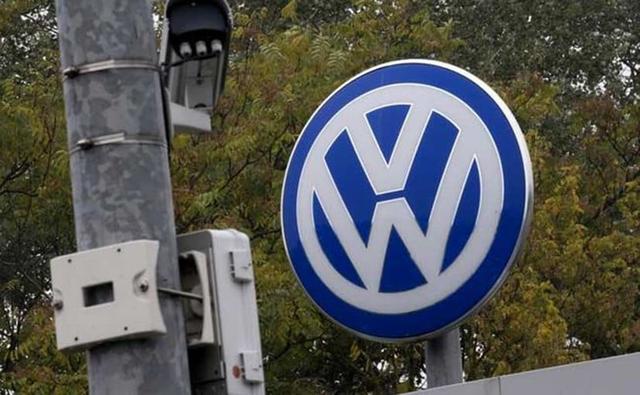 Volkswagen To Recall 700,000 Cars Over Roof Lighting