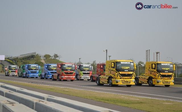 The fourth season of the T1 Prima Truck Racing Championship saw intense competition in all the four races that were held on Sunday, 19th March, 2017. It was a great experience to see regular Indian truck drivers getting an opportunity to showcase their talent in front a huge audience.