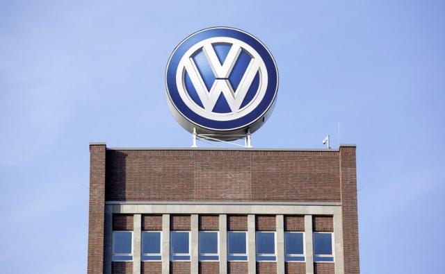 Volkswagen, Porsche To Recall Around 227,000 cars Over Airbag, Seatbelt Issues