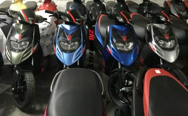 Aprilia is all set to offer a new set of colour schemes for the SR 150 scooter. The Aprilia SR 150 will continue to get the same engine and offer same specifications as before. Expect Aprilia to make an announcement soon about the SR 150 getting new colours.