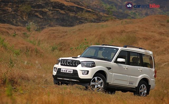 The Mahindra Scorpio finally gets its mid-life facelift after three years and carmaker has some considerable upgrades. Apart from cosmetic changes the SUV now comes with a more powerful mHawk engine and new 6-speed manual gearbox. We got to spend some time with it and here's what we think about the new 2017 Mahindra Scorpio facelift.
