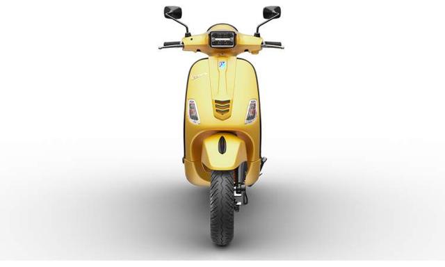Piaggio Vespa Sxl 150 Sports Matte Yellow Front Look