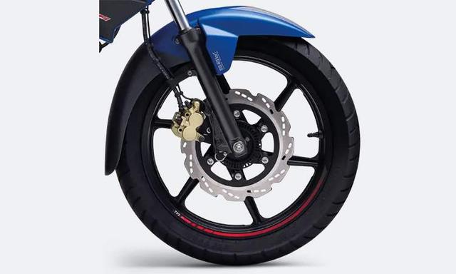 Rtr 160 Front Tyre Shot