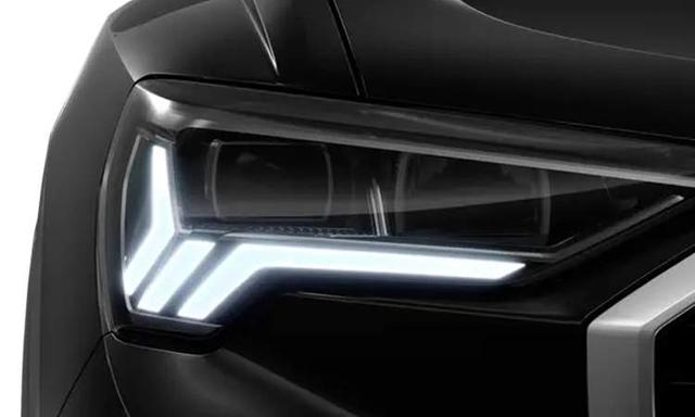 Audi Q3 Headlight