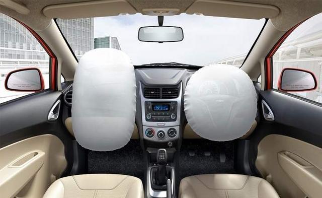 Chevrolet Sail Hatchback Airbags