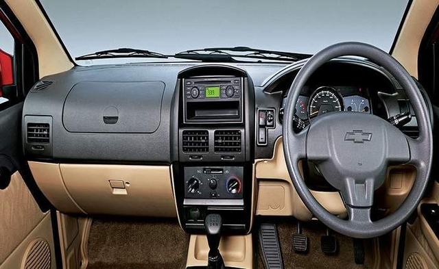 Chevrolet Tavera Dashboard