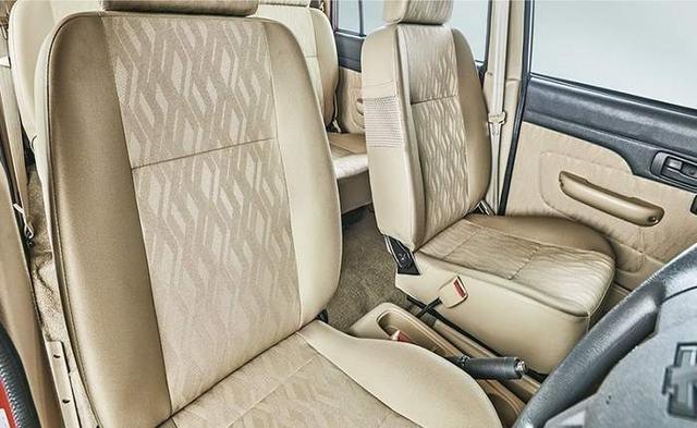 Chevrolet Tavera Front Row Seats