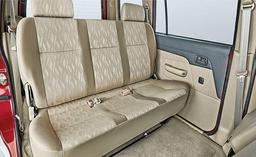 Chevrolet Tavera Third Row Seats