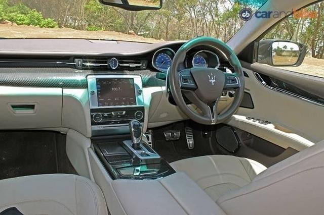 Maserati Quattroporte Dashboard