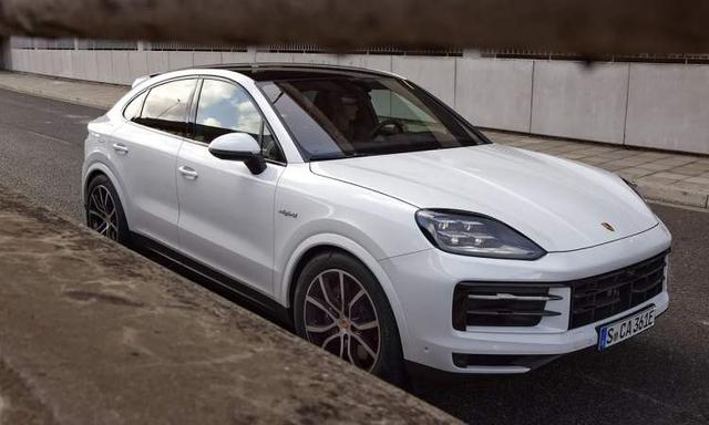 Porsche Cayenne Coupe Side View