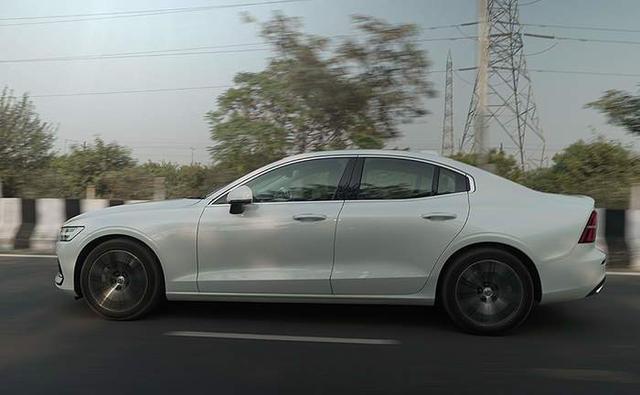 2021 Volvo S60 Side View