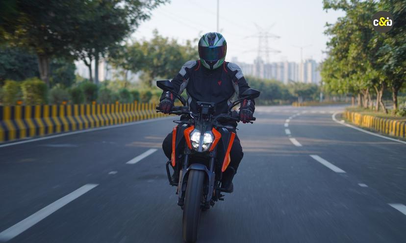 2024 KTM 250 Duke Review: In Pictures