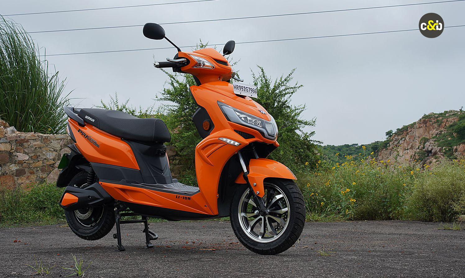 Okinawa updated its PraisePro electric scooter recently. We spent some time with the scooter to sample the changes and see how the updates make the scooter better. 