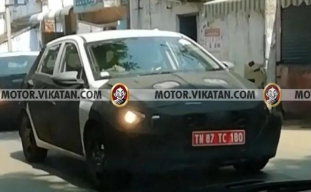 Images of the next-generation Hyundai i20 have recently surfaced online, and this time around a couple of prototypes of the car have been spotted testing in India. Unlike the previously seen spy photos of the new-gen Hyundai i20, which features alloy wheels, the cars in these latest images are running on steel wheels with hub caps, but we do get a much closer look at the front section of the car.
