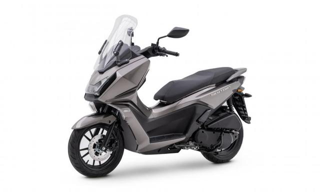 The Skytown blends maxi-scooter elements with the agility of a compact commuter scooter and is powered by either a 125cc or 150cc motor
