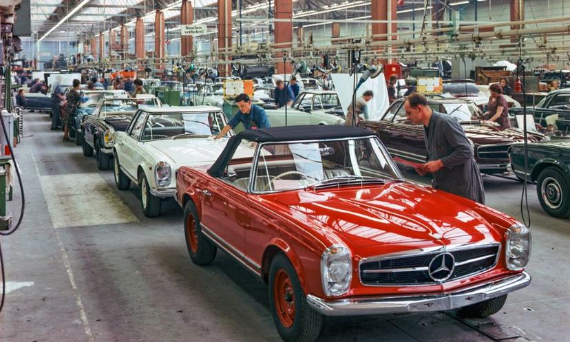 Launch Of The Mercedes-Benz 230 SL in March 1963; Tribute To An Icon