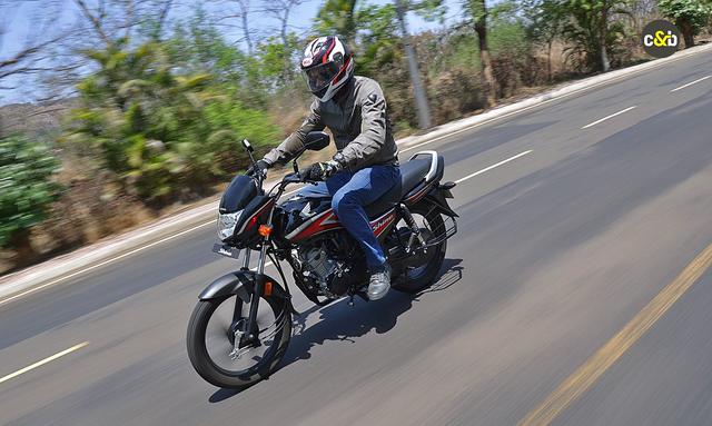 The new Honda Shine 100 is the most affordable Honda motorcycle in India, but it has its task cut out to overthrow the Hero Splendor Plus from the top spot in the 100 cc motorcycle segment. We spent some time with the Shine 100 to get a sense of what it offers.