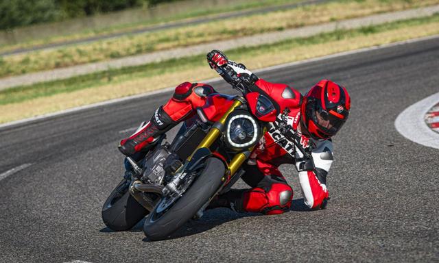 The top-spec Ducati Monster SP is lighter in weight, gets higher-spec components, more sophisticated electronics and adjustable suspension, along with better brakes. 