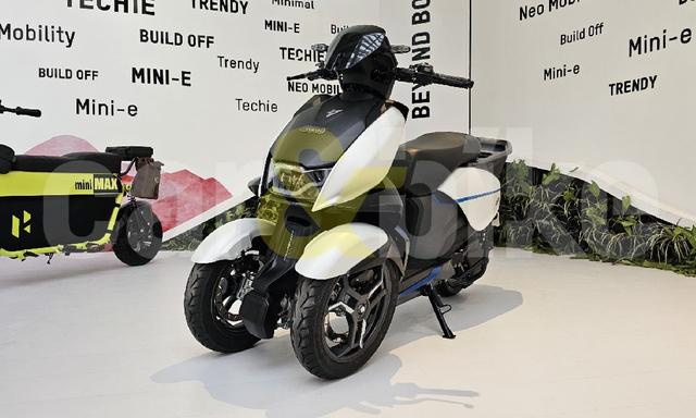 The concept is based on the Vida V1 electric scooter but has two wheels at the front and one at the rear