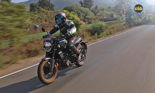 Replacing the outgoing Svartpilen 250, the Svartpilen 401 is bigger, brasher, more powered and better equipped, making it a true scrambler. Read on to find out how in this first ride review