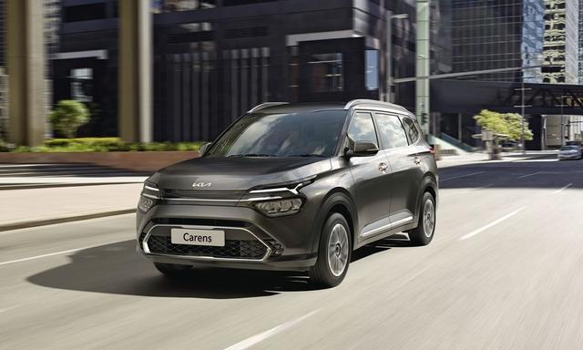 Kia India has brought back the diesel manual option for the Carens, which takes the total number of trim choices from 23 to 30 units.