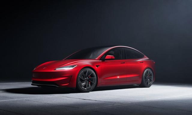 The Performance variant of the Tesla Model 3 makes more power than its predecessor, going from 0 to 100 kmph in 3.045 seconds