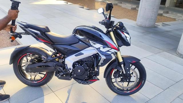 Bajaj Pulsar NS400 Launch: What To Expect