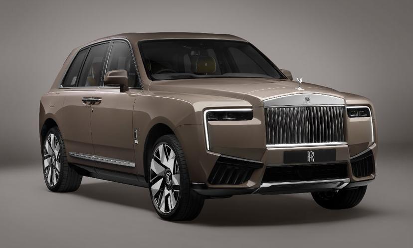 Rolls-Royce Cullinan Series II Facelift Unveiled; Gets Illuminated Grille, Updated Interior
