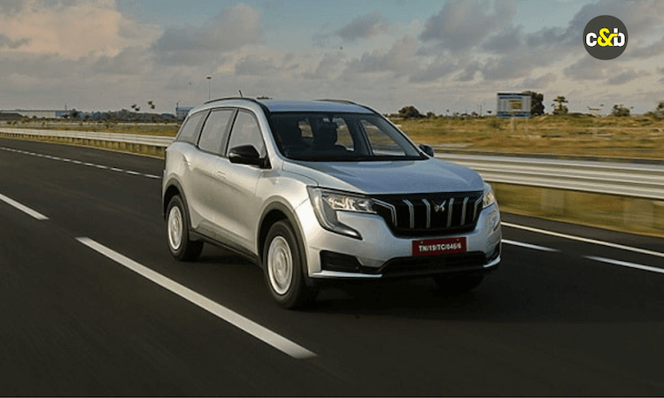 The Mahindra XUV700 5-seater has been sold with only a manual gearbox so far