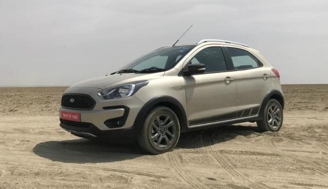 You can find the Ford Freestyle in the used car market for anywhere between Rs. 4 lakh to Rs. 8 lakh, depending on the condition of the car. However, before you start looking for one, here are some pros and cons you must consider first.