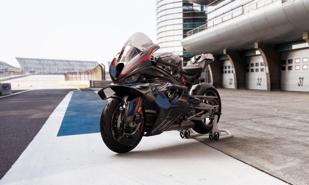 The new M 1000 RR is more than just a carbon fibre upgrade to the 2023 S 1000 RR.