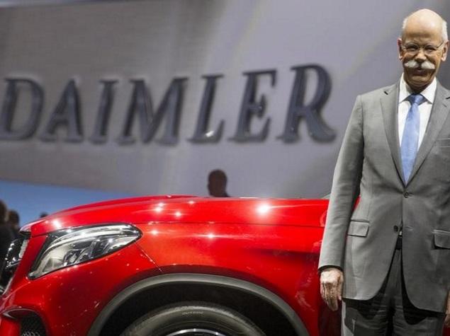 Daimler to Unveil Tesla Model X Rival at Paris Motor Show