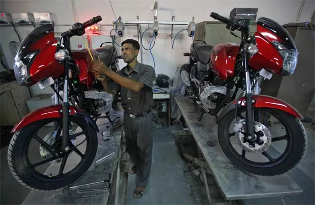 Bajaj Auto employees' union has postponed its proposed strike from tomorrow after considering suggestions of Shramik Ekta Mahasangh, the umbrella organisation of trade unions in the region.